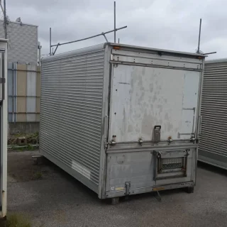 香取市】保冷 ウイングコンテナ (No.Y-295) 長さ約630cm×幅230cm×高さ