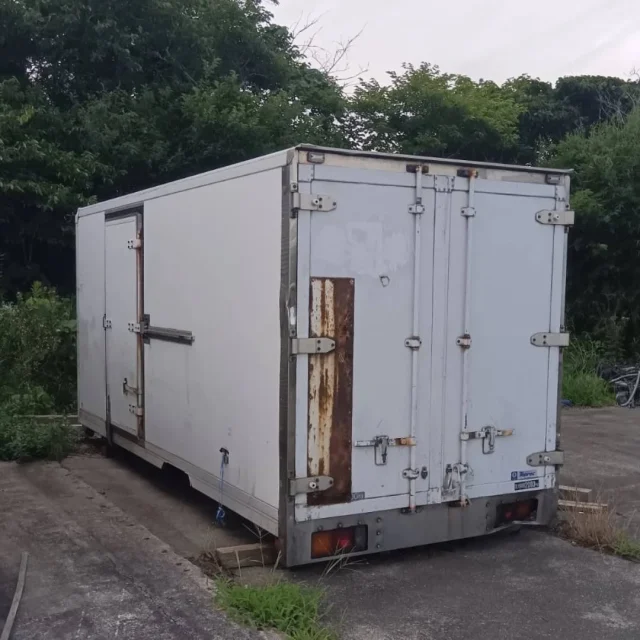 香取市】保冷コンテナ (No.Y-273) 長さ約347cm×幅187cm×高さ224cm (株