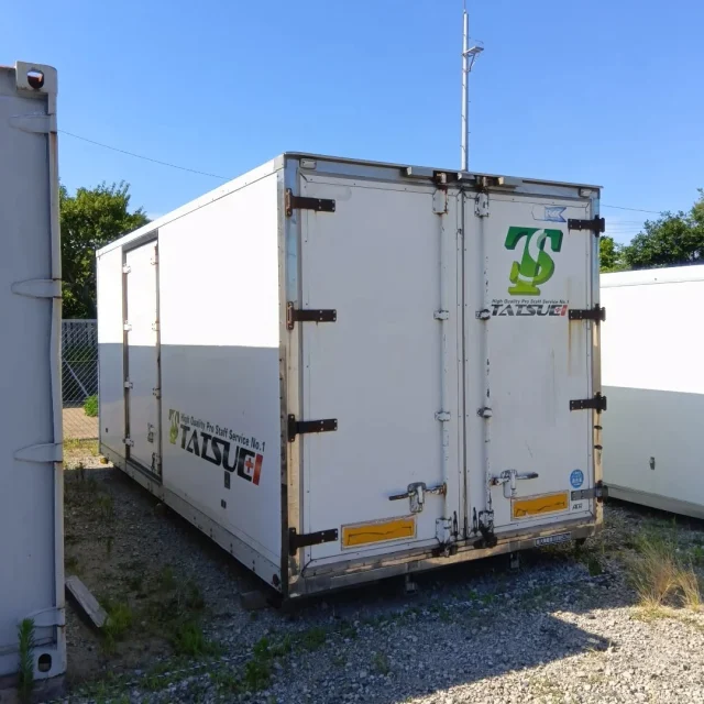 匝瑳市】横観音扉付き 保冷コンテナ (No.Y-270) 長さ約640cm(+フード