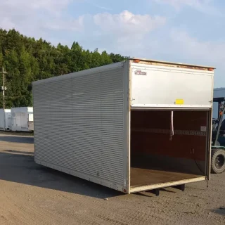 印西市】横扉付き 保冷コンテナ (No.Y-260) 長さ約535cm(+50cm)×幅