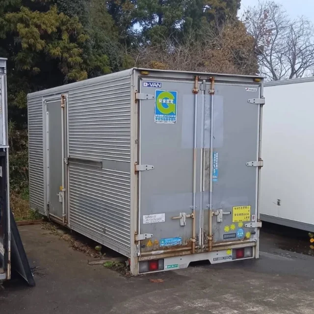 在庫一覧 | 株式会社トラストカーゴ