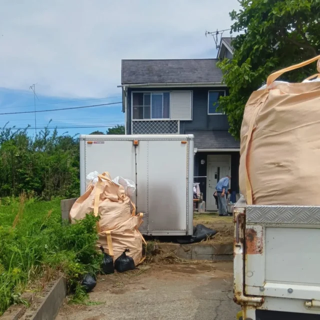 株式会社トラストカーゴ | 中古トラックコンテナなら！関東全域OK